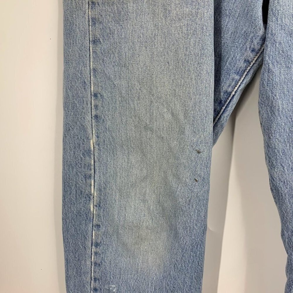 Levi's Men's Classic 501 Cotton Straight Leg Button Fly Distressed Jeans Size 35 - Picture 6 of 15